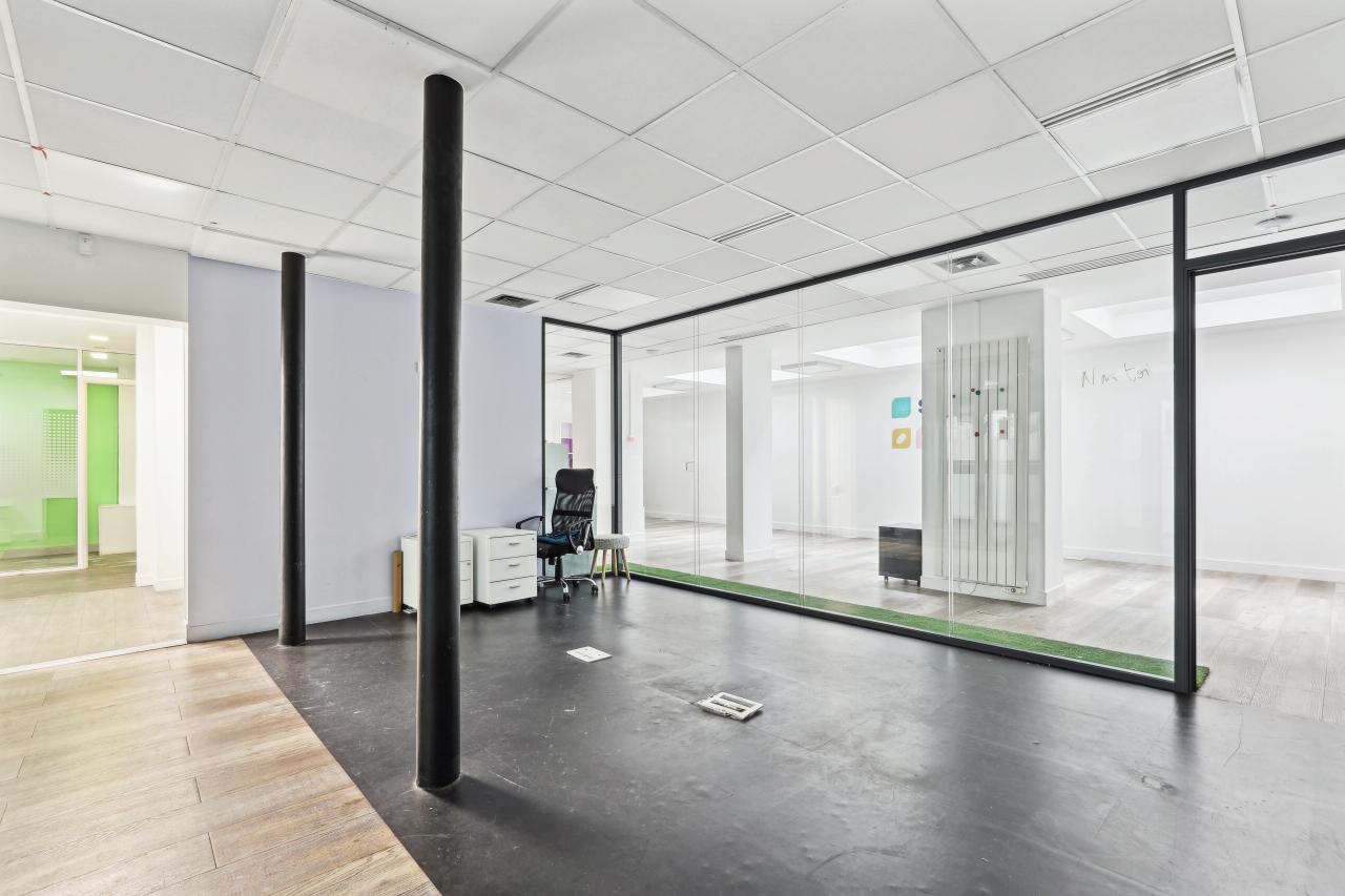 Bureau Paris 365m² Location bureau Paris OLBUR2422226 5